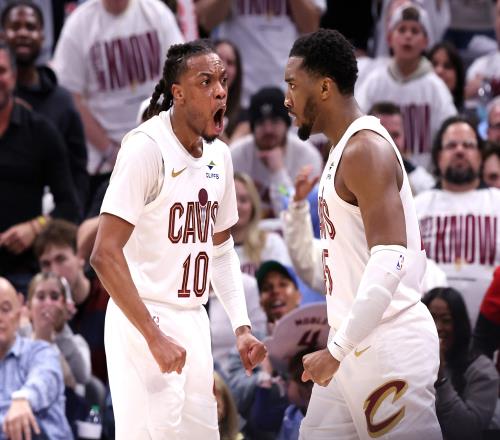 某球探：NBA现在的竞争很开放尤其东部骑士明年能成下个步行者