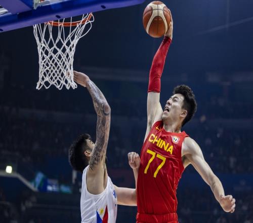 张镇麟陈旧性伤病复发退出中国男篮集训返回俱乐部继续康复工作