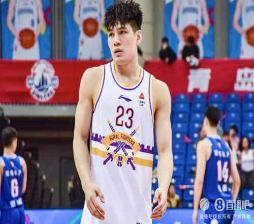 麦穗丰：广州龙狮一直希望得到陈国豪3支广东球队都适合他