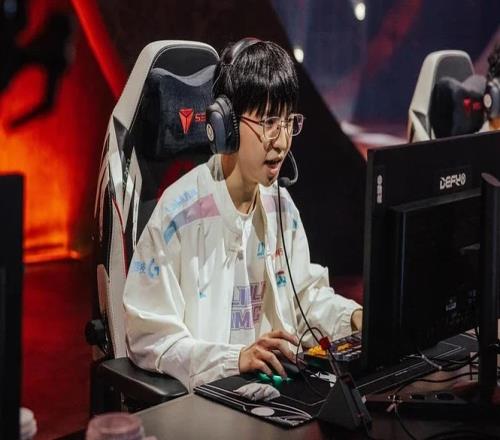 ELK：GEN和T1都是非常强的对手都让北川心态放好点不要紧张
