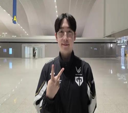 Duro：若BLG是传统强队，那AL就是黑马很擅长设计