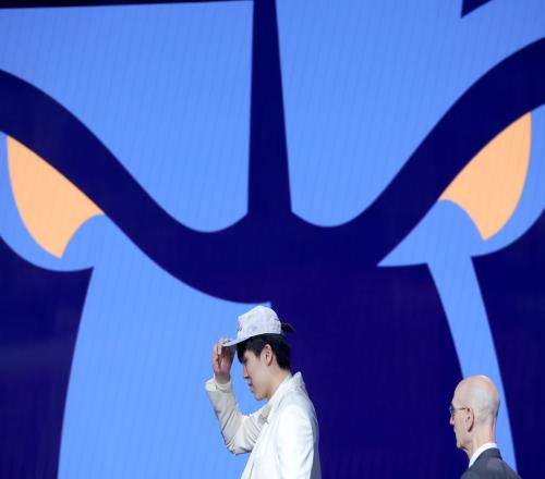 开拓者用灰熊签选中了杨瀚森中国球员上次被选也是灰熊签