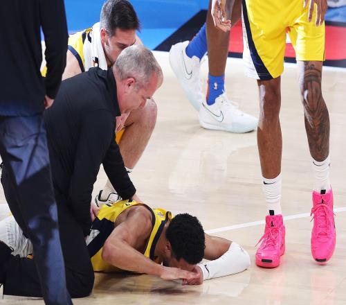讨论比赛增多导致NBA球员跟腱伤势频发保持好心态是恢复的关键