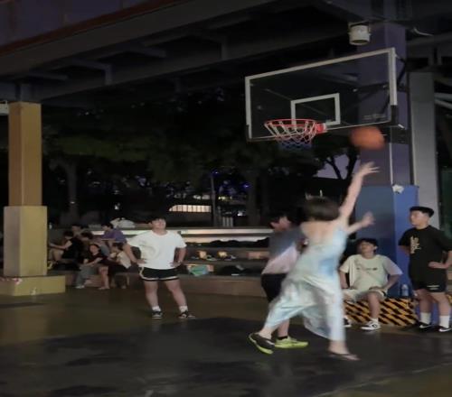防守强度这么小，找个班上吧