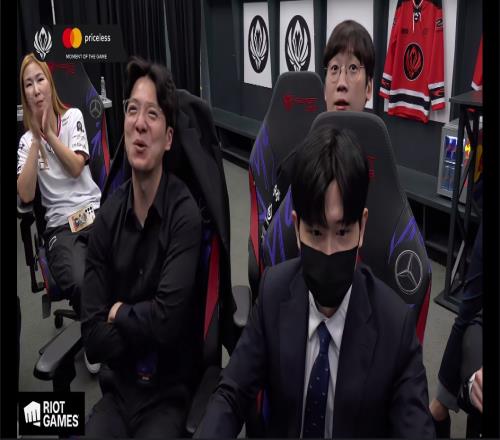 惨遭T1击溃，BLG是第五支被T1在世界赛舞台BO5横扫的LPL队伍