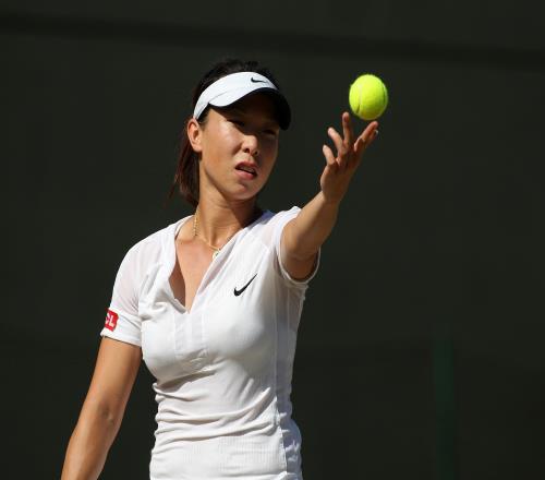 郑洁将参加今年温网元老赛，球员时代曾搭档晏紫获得温网女双冠军