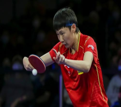 晋级32强！WTT美国大满贯女单首轮：王曼昱30战胜卡尔伯格
