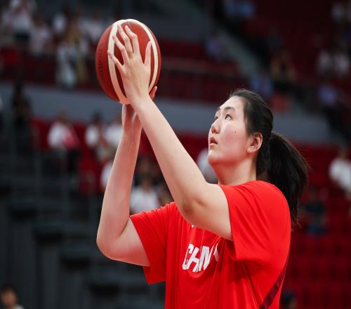 直播吧：张子宇恐继续缺席今晚与澳大利亚女篮第二场热身赛