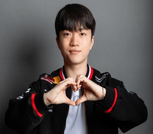 T1战GEN第二局，Keria国际赛出场149把超过Perkz来到历史第5