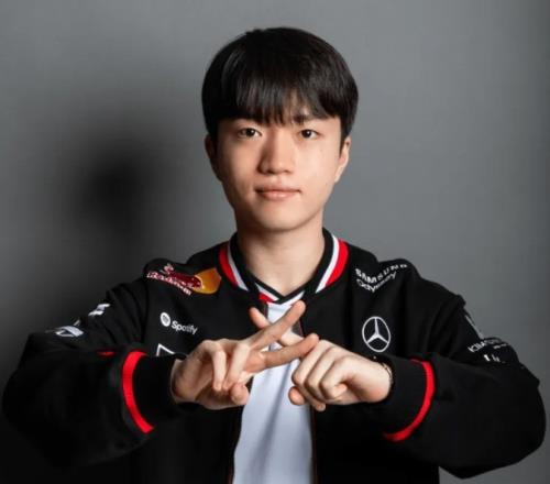T1第二把战胜GEN，Keria国际赛103胜超越Caps来到历史第3位
