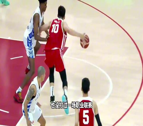 没打过职业联赛就能成为中国男篮锋线之星！王俊杰做对了哪些事情
