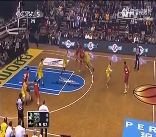 对比王俊杰如何14年周琦在中国男篮首秀，实在太惊艳了！