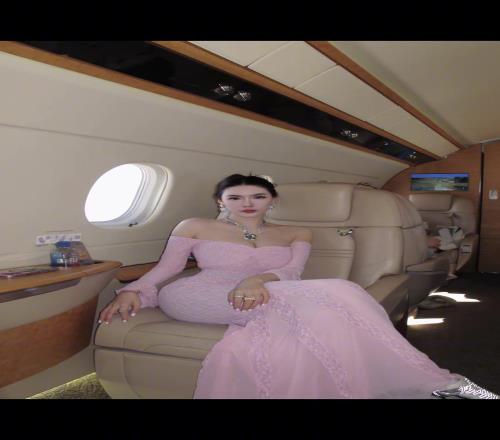 不是姐妹吗和巴特勒逛赌城的华人美女：和女儿第二次参加全明星