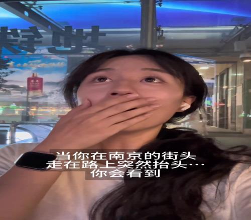 小姐姐：这太震撼了！！这才是足球啊