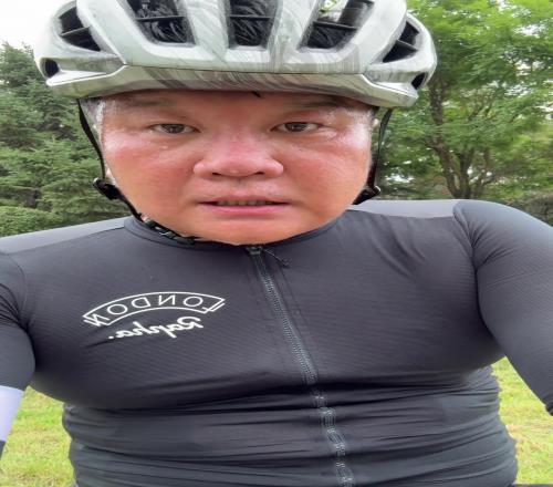 李金羽：沈阳环意堪比环法，全是坡啊，累蒙圈了
