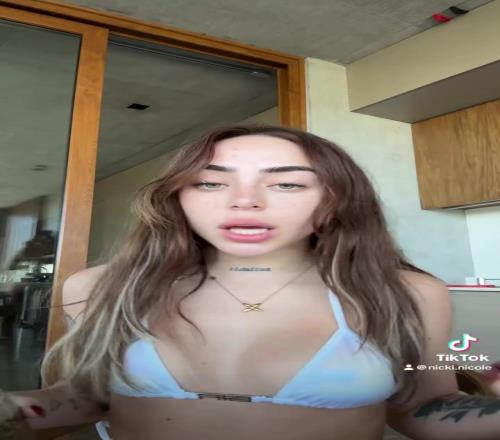 欧美桃花眼亚马尔新女友竟然是说唱歌手呀，动次打次