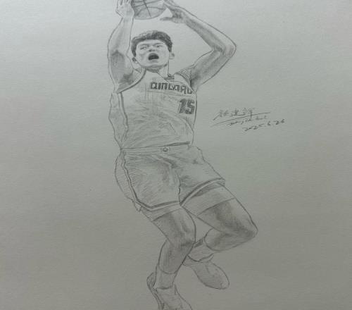 吧友们看看有几分像某青岛网友绘制杨瀚森素描图