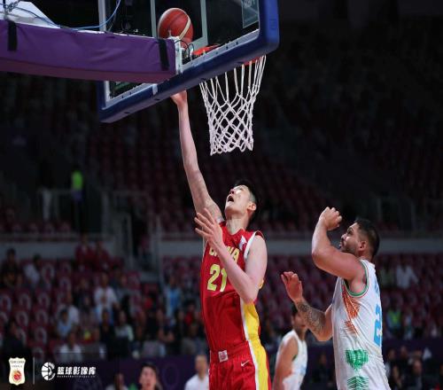 中国男篮亚洲杯场均投篮命中率52.6%暂居第一力压澳大利亚&日本