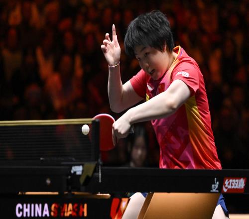 带派！蒯曼30斯佐科斯，晋级WTT横滨冠军赛八强&将战队友石洵瑶