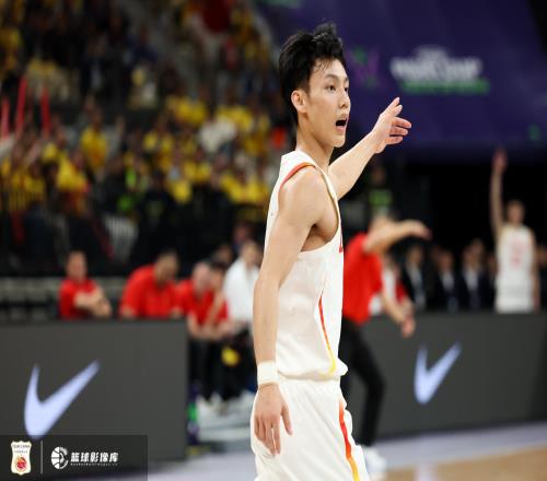 媒体人：徐杰所说与河村的自信差别教育系统大部分时候更具优势