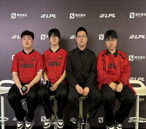 FPX赛后群访教练：要调整边线回合和资源团的取舍问题