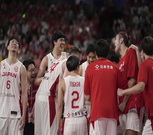 苏群：日本篮球人才基础比中国差远了引入归化有帮助但上限不高