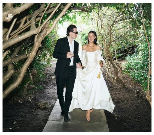 太阳报：贝克汉姆的大儿子婚礼宣誓仪式未请小贝夫妇，小贝很心碎