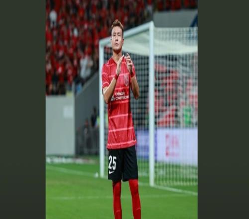 买提江庆祝蓉城晋级亚冠：你不需要赢得世界，只要别输掉自己