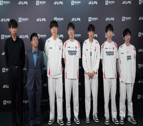 总算打赢了一场硬战！第三阶段AL首次以下克上此前仅赢垫底队伍