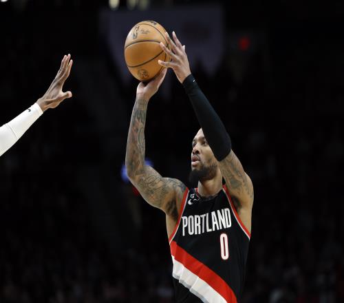 都在卖！2017年至今NBA有10队易主凯尔特人61亿湖人100亿