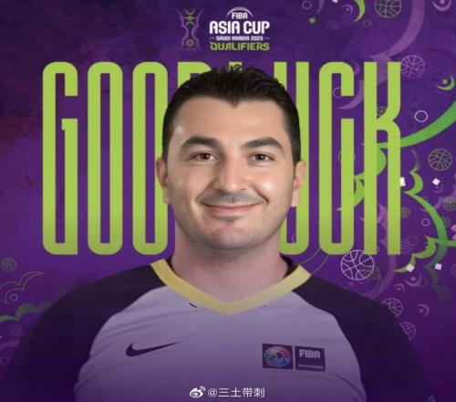 叙利亚裁判Wissam Zein（图片均来自@三土带刺）