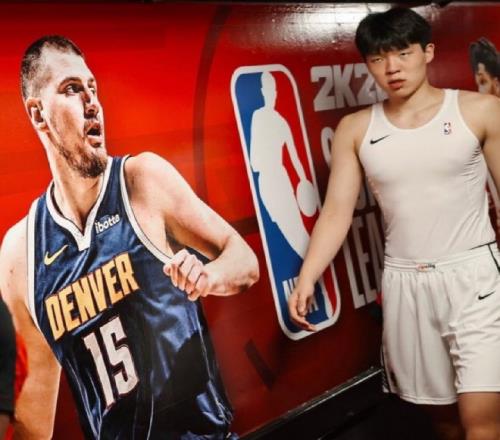 中国约基奇VS塞尔维亚杨瀚森！11月1日杨瀚森生涯首战偶像约基奇