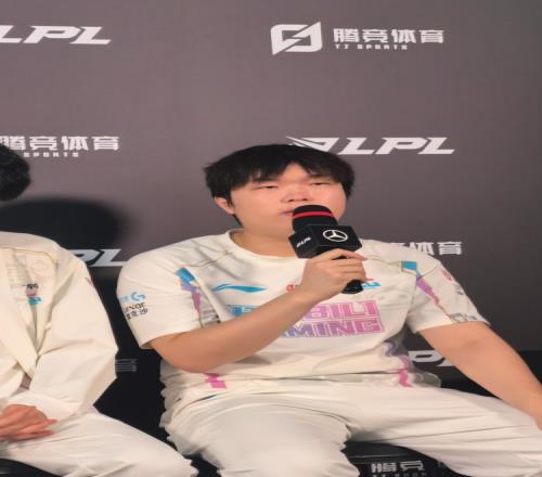 Bin：想拿前二要拿下TES和iG所以我觉得我们都可以赢