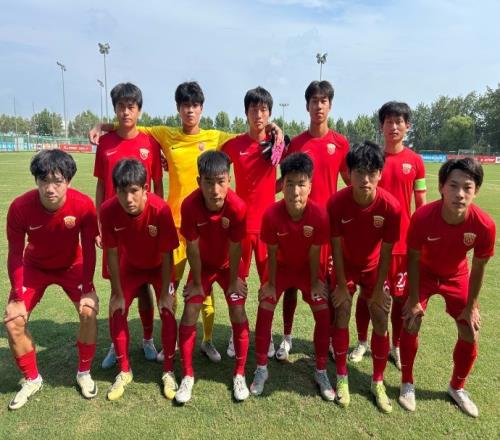 曹嘉乐、安兴宇破门，上海海港u17队20重庆市第一中学校