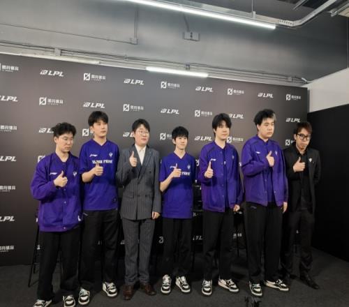 UP赛后群访教练：想进骑士之路还是要把中后期的运营处理好