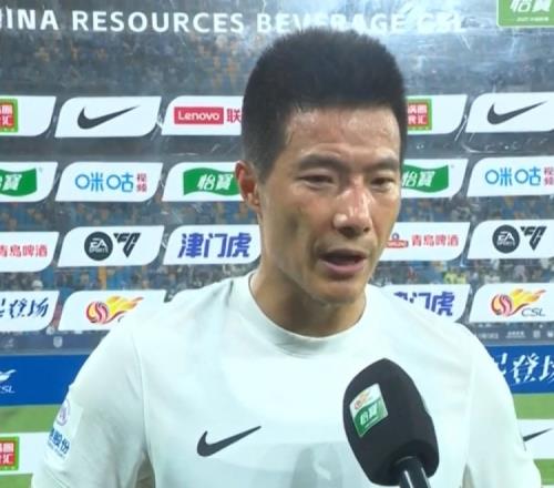 吕鹏：球队连败受到伤病影响，非常感谢球迷来客场支持我们