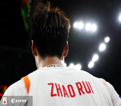 赵睿：这场一分之败会提醒我们更加努力今天只是开始不是结束