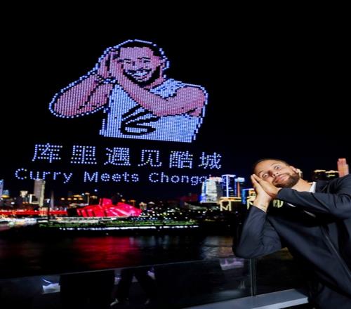 库里发推回顾重庆首日：重庆你燃爆全场这趟旅程注定让人难忘