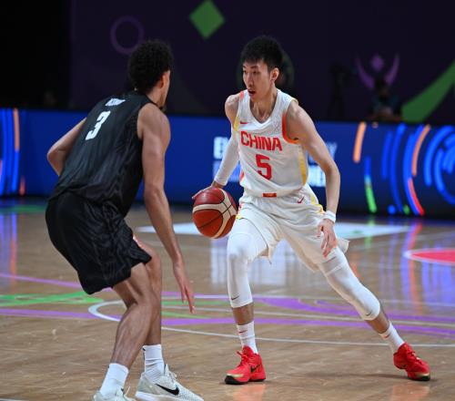 媒体人：三宁留在CBA进步不大他有能力立足NBA发展联盟&澳洲NBL
