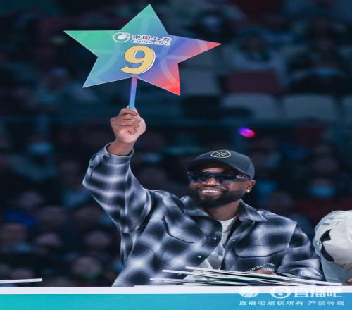 韦德抨击部分球迷：别以为看过几场球就懂NBA那是不尊重这项运动