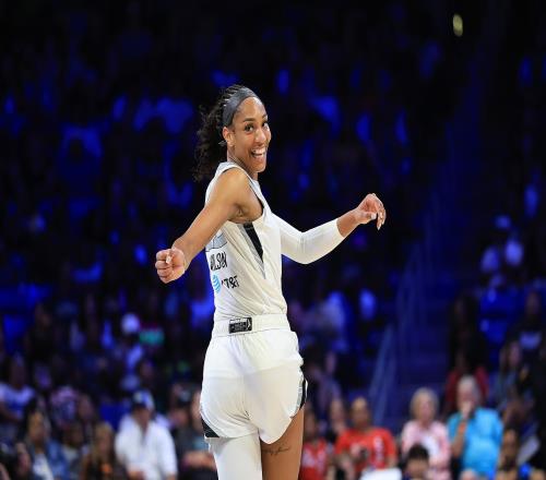 阿贾威尔逊两次单赛季10次30+WNBA历史首人