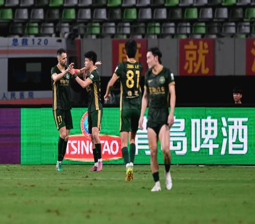 继续加油！王钰栋vs梅州表现：登场69分钟，送点+助攻+单刀中柱