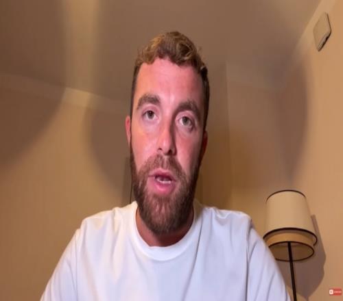 罗马诺重申：我的消息源表示曼城和多纳鲁马达协议，球员说yes