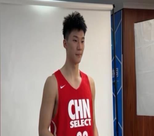 张镇麟将加盟！上海男篮注册1名球员：孙福恒签下3年新秀合同