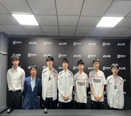 AL赛后群访教练：输比赛问题是多方面的好好总结努力准备季后赛
