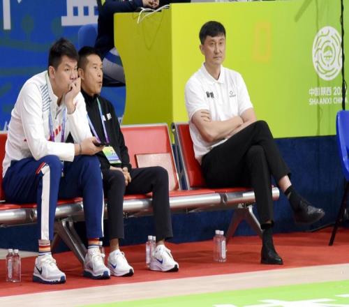 媒体人：广东广州各取所需广东有梭哈的味道纸面看很有希望冲冠