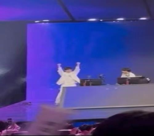 媒体人谈TS拆家：赛后Theshy的一系列反应，感觉都有点超越比赛层面了