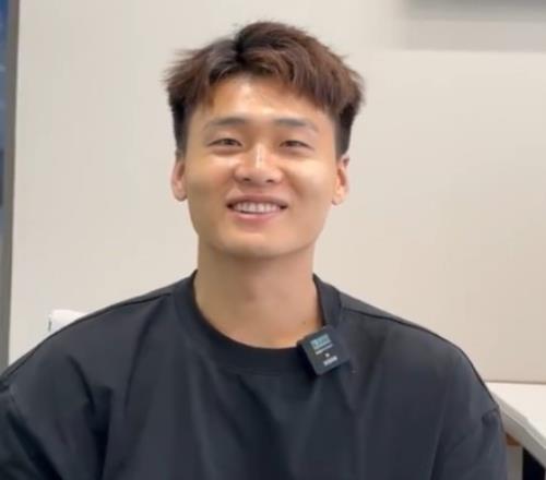 赵睿：希望球迷能从全新的角度去了解我用精彩的比赛回馈给他们
