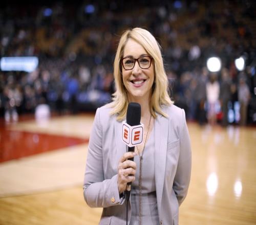 TA：ESPN将首席解说团成员多瑞丝伯克降职目前双方正商讨续约