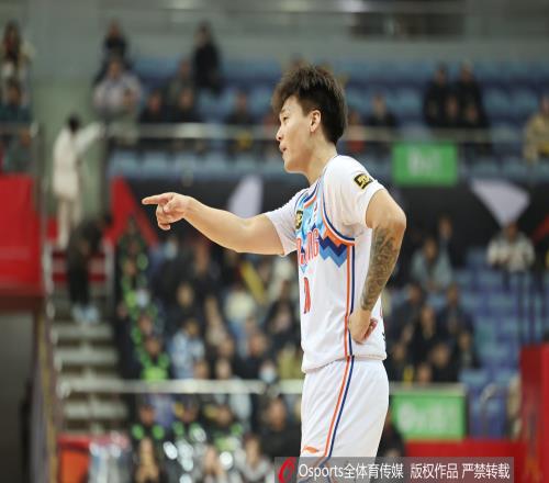媒体人：多人不解但新疆可能认为这是用赵睿换丰厚筹码的好机会